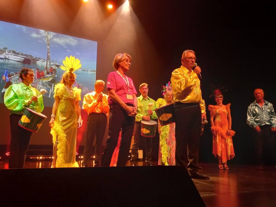 magic_cabaret_show.jpg