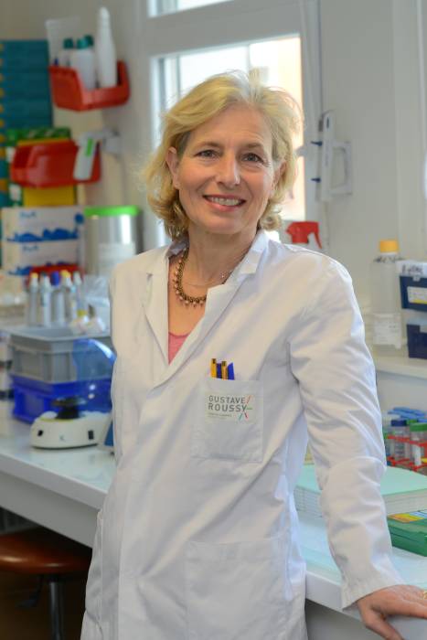 Professeur Caroline Robert